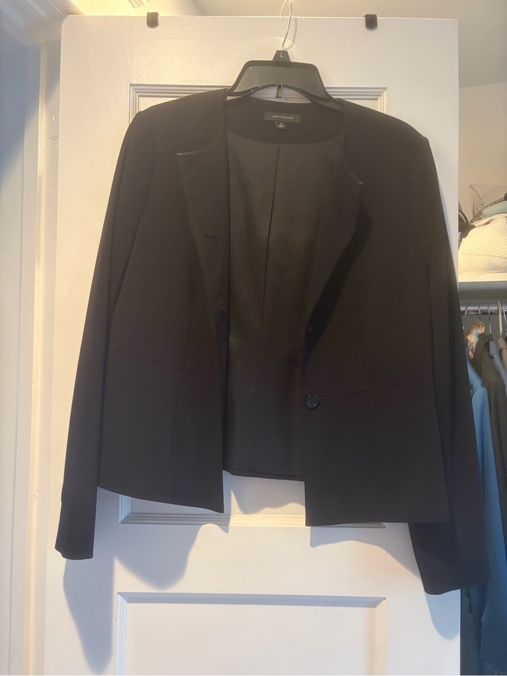 Ann Taylor Black Single-Button Women's Blazer